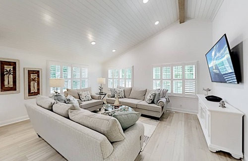 Ocean Isle Beach House | 281 m² House ∙ 4 bedrooms ∙ 12 guests