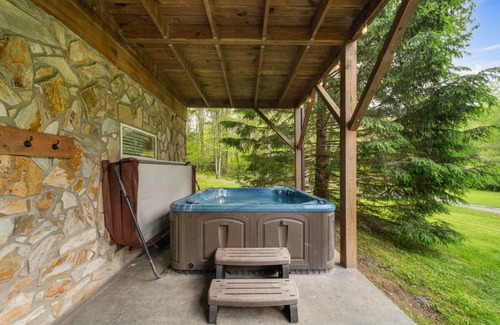 Fleetwood Cabin | 288 m² Cabin ∙ 3 bedrooms ∙ 10 guests