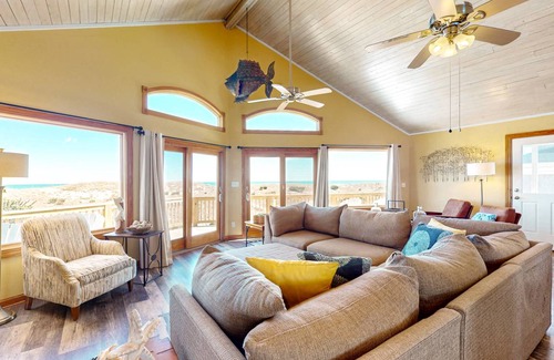 Waves House | 295 m² House ∙ 5 bedrooms ∙ 10 guests