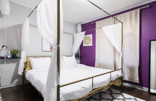 East Forest House | 3/2 Pet friendly | Weekly and Monthly stays