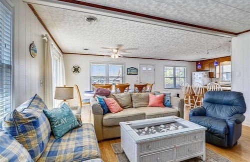 Nags Head House | 3 bedroom beach box with a hot tub and short walk to the beach!
