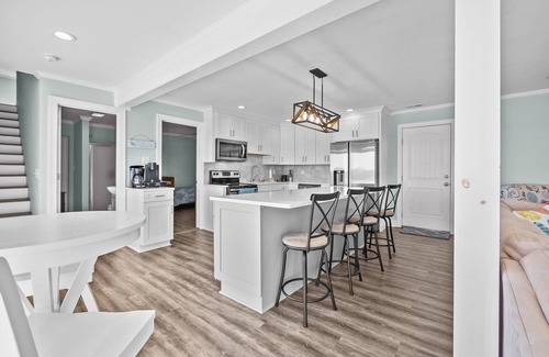 Newport House | 3-bedroom waterfront house in Newport, NC - Water's Edge