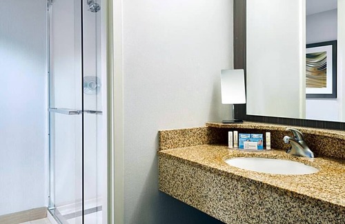 Asheville Hotel | 3-Star Hotel ∙ Courtyard Asheville