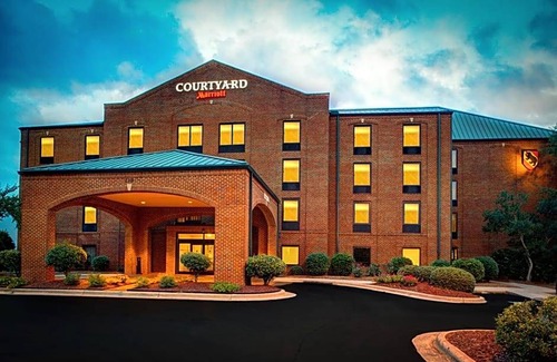 New Bern Hotel | 3-Star Hotel ∙ Courtyard by Marriott New Bern