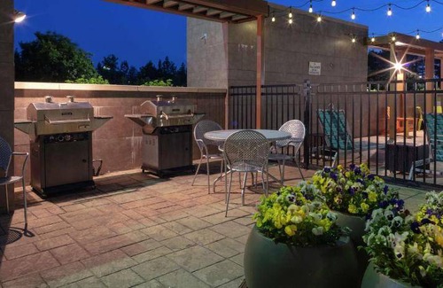Terry Sanford Hotel | 300 m² Hotel ∙ 127 guests