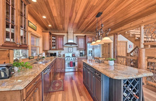Waynesville House | 302 m² House ∙ 4 bedrooms ∙ 14 guests
