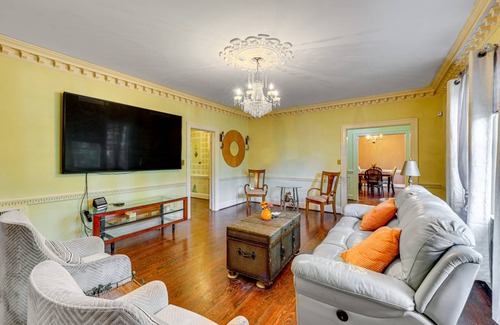 Wilson House | 306 m² House ∙ 3 bedrooms ∙ 7 guests