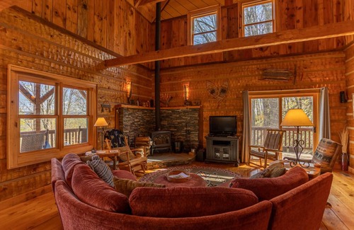 Banner Elk Cabin | 307 m² Cabin ∙ 3 bedrooms ∙ 10 guests