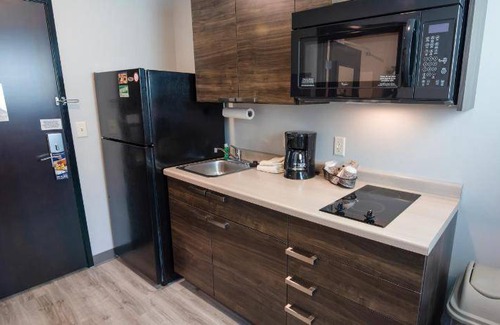 Huntersville Hotel | 31 m² Hotel ∙ 7 guests