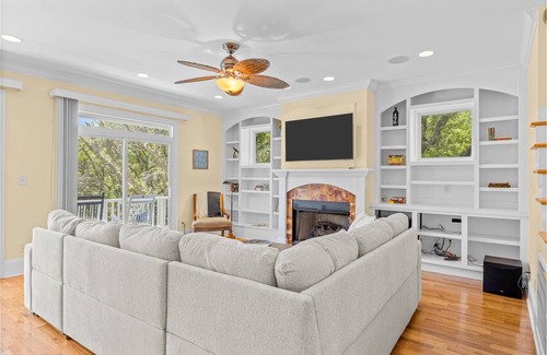 Pine Knoll Shores House | 313 m² House ∙ 5 bedrooms ∙ 10 guests