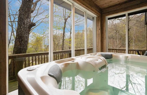 Banner Elk Cabin | 325 m² Cabin ∙ 4 bedrooms ∙ 18 guests