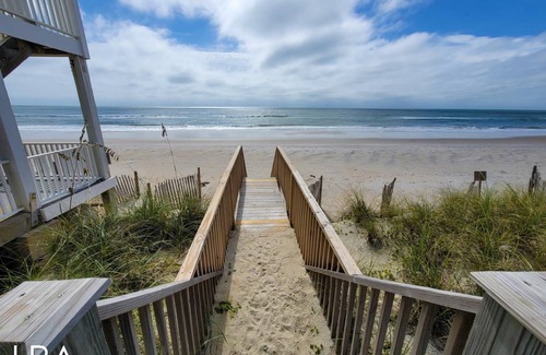 North Topsail Beach House | 325 m² House ∙ 5 bedrooms ∙ 10 guests