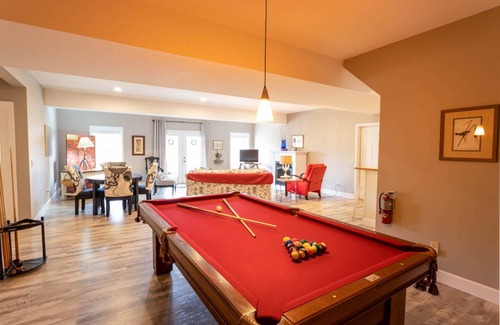 Village on the New Cabin | 329 m² Cabin ∙ 4 bedrooms ∙ 11 guests