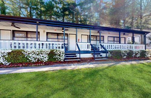 Flat Rock Hotel | 33 m² Hotel ∙ 2 guests
