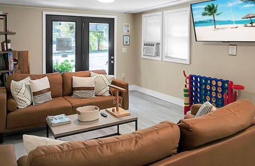 Chimney Rock Hotel | 33 m² Motel ∙ 2 bedrooms ∙ 5 guests
