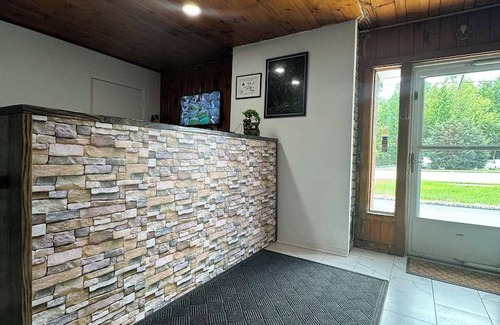 Black Mountain Hotel | 33 m² Motel ∙ 4 guests