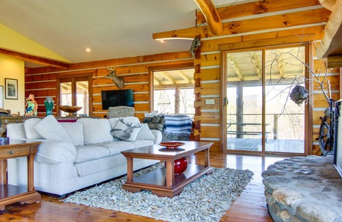 Marshall House | 334 m² House ∙ 4 bedrooms ∙ 12 guests