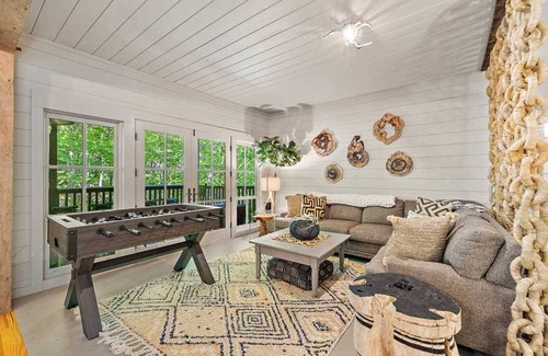 Frank Cabin | 335 m² Cabin ∙ 6 bedrooms ∙ 22 guests