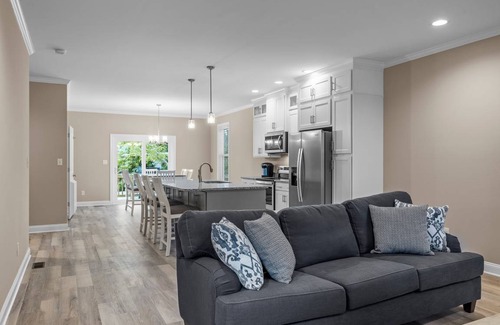 Morehead City House | 335 m² Maisonette ∙ 6 bedrooms ∙ 12 guests
