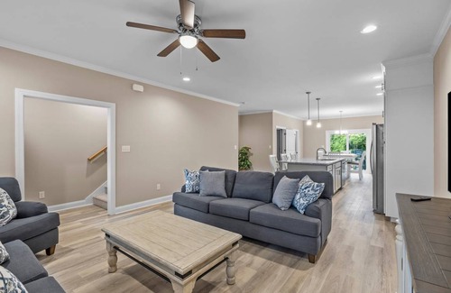 Morehead City House | 335 m² Maisonette ∙ 6 bedrooms ∙ 12 guests