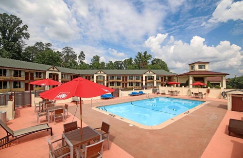 Pilot Mountain Hotel | 34 m² Hotel ∙ 127 guests