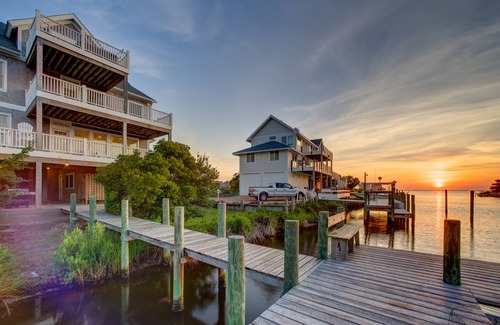 Brigands' Bay House | 349 m² House ∙ 4 bedrooms ∙ 8 guests