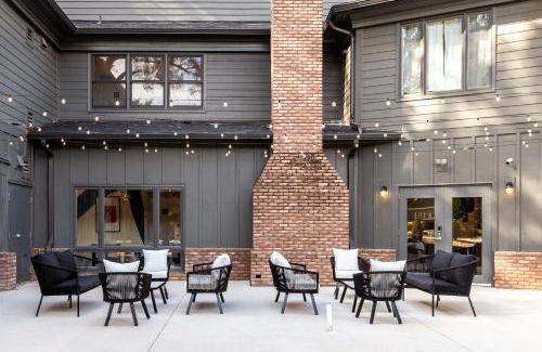 Dilworth Hotel | 35 m² Hotel ∙ 2 guests