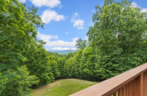 Marion Cabin | 355 m² Cabin ∙ 7 bedrooms ∙ 20 guests