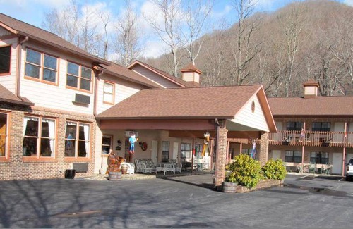 Valley Creek Run Hotel | 36 m² Motel ∙ 4 guests