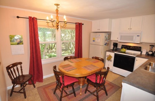 Kill Devil Hills House | 364 - Heart of the Island - Close to the Beach and Wright Brothers Memorial!