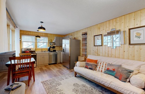 Lake Junaluska House | 37 m² House ∙ 1 bedroom ∙ 2 guests