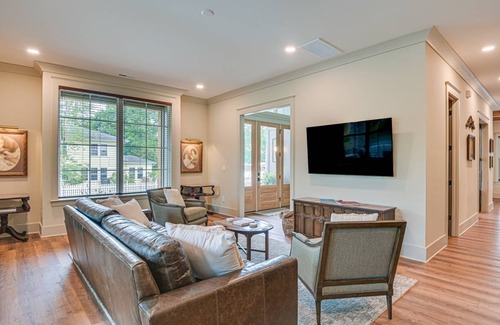 Belmont Historic District House | 371 m² House ∙ 5 bedrooms ∙ 10 guests