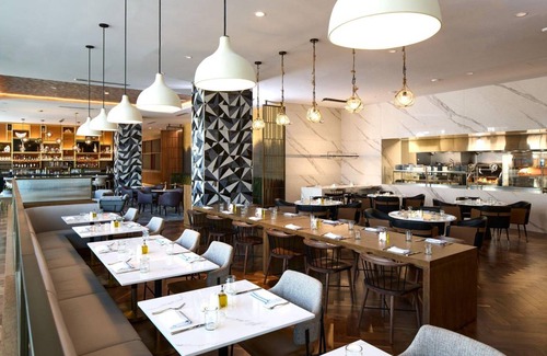 Umstead Hotel | 375 m² Hotel ∙ 127 guests