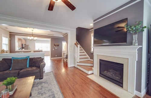 Wesley Heights House | 3BR MID TERM Gem—Walk to BofA Stadium & South End!