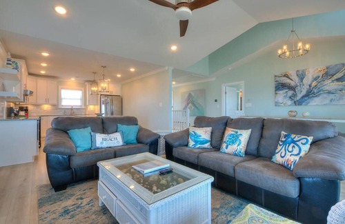 Long Beach House | 4 BR/3.5BA - Oceanfront, Dog Friendly, Newly Built in 2019, Sleeps 8