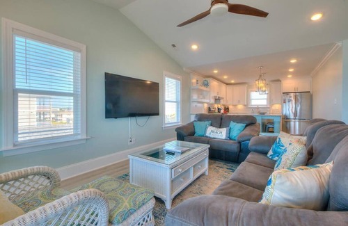 Long Beach House | 4 BR/3.5BA - Oceanfront, Dog Friendly, Newly Built in 2019, Sleeps 8