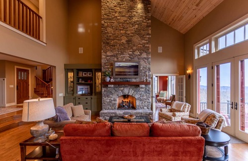 Blowing Rock House | 402 m² House ∙ 5 bedrooms ∙ 10 guests