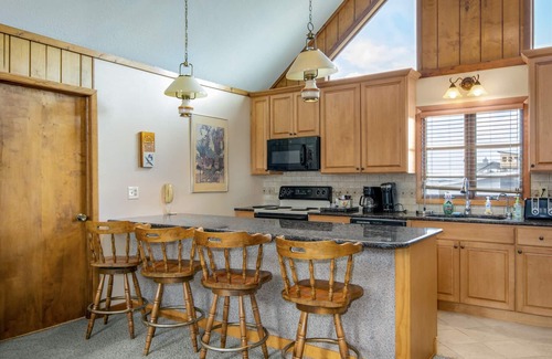 South Nags Head House | 414 - Semi-Ocean Front -South Nags Head -Walking Distance to Nags Head Pier!