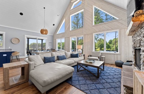 Lake Norman of Catawba House | 418 m² House ∙ 14 bedrooms ∙ 43 guests