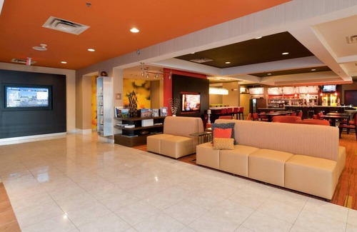 Huntersville Hotel | 42 m² Hotel ∙ 127 guests