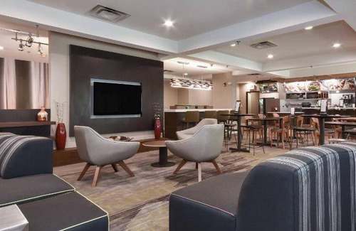 Huntersville Hotel | 42 m² Hotel ∙ 127 guests