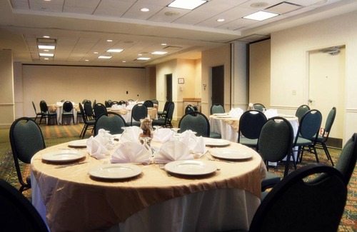 Pineville Hotel | 45 m² Hotel ∙ 127 guests