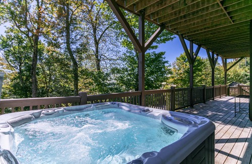 Sugar Mountain House | 457 m² House ∙ 4 bedrooms ∙ 9 guests