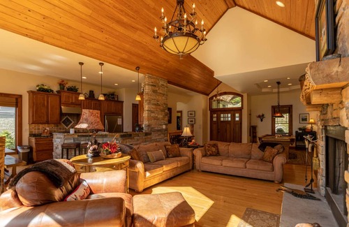 Sugar Mountain House | 457 m² House ∙ 4 bedrooms ∙ 9 guests