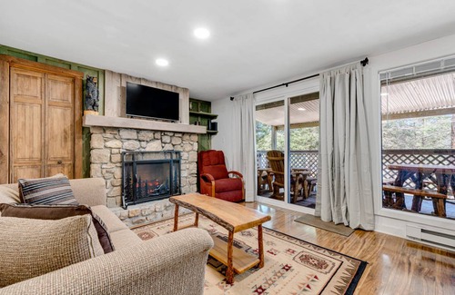 Sugar Mountain Condo | 48 m² Condo ∙ 1 bedroom ∙ 4 guests