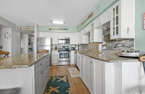 Ash Condo | 50 Steps to Beach-Oceanfront 4 beds-3BR/2Bath