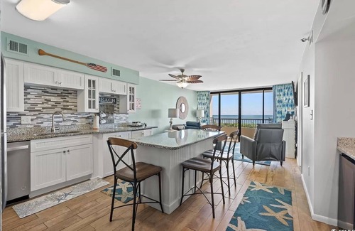 Ash Condo | 50 Steps to Beach-Oceanfront 4 beds-3BR/2Bath