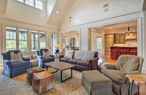Mill Spring House | 501 m² House ∙ 5 bedrooms ∙ 12 guests