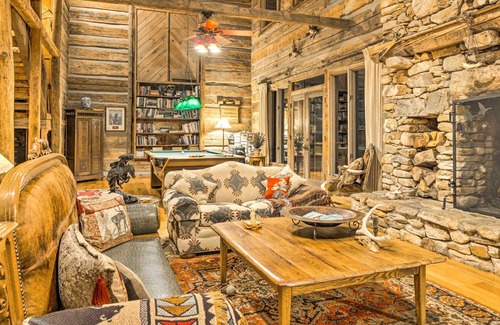 Cullowhee Villa | 529 m² Villa ∙ 6 bedrooms ∙ 14 guests