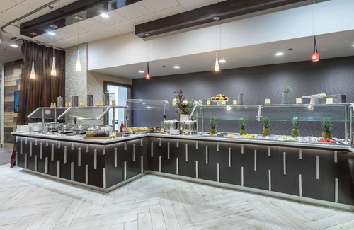 Winston - Salem Hotel | 55 m² Hotel ∙ 127 guests